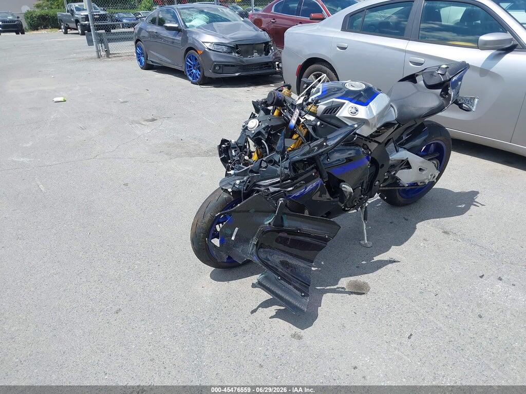 JYARN67E3NA000536 2022 YAMAHA YZFR1M photo no. 2