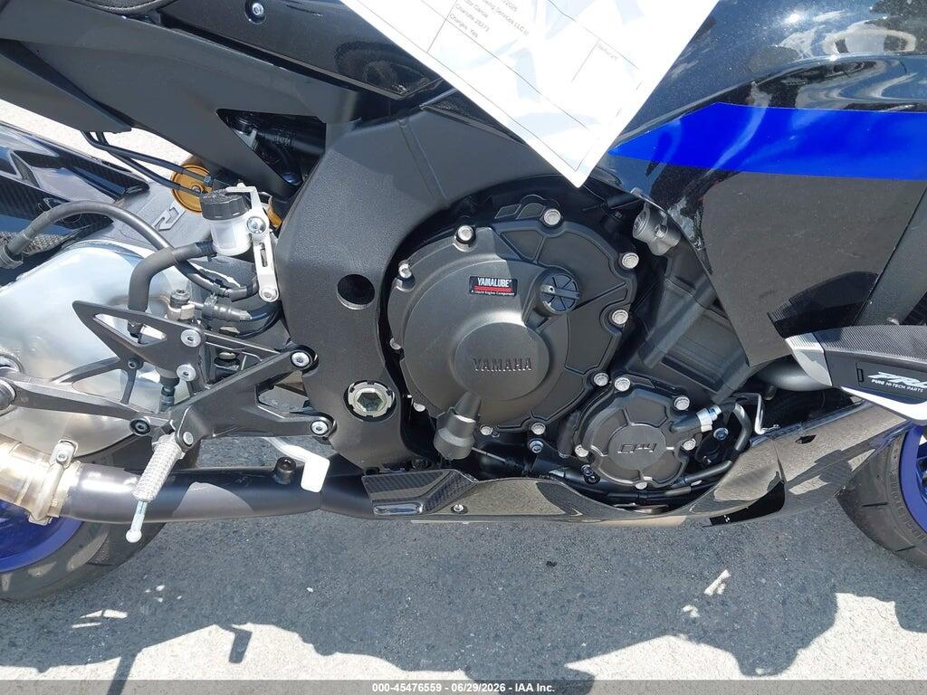 JYARN67E3NA000536 2022 YAMAHA YZFR1M photo no. 8