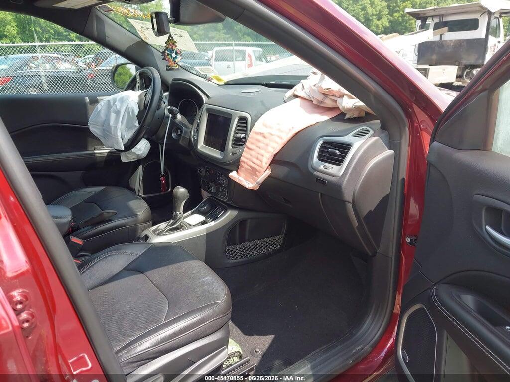 3C4NJDEB5MT575871 2021 JEEP COMPASS photo no. 5