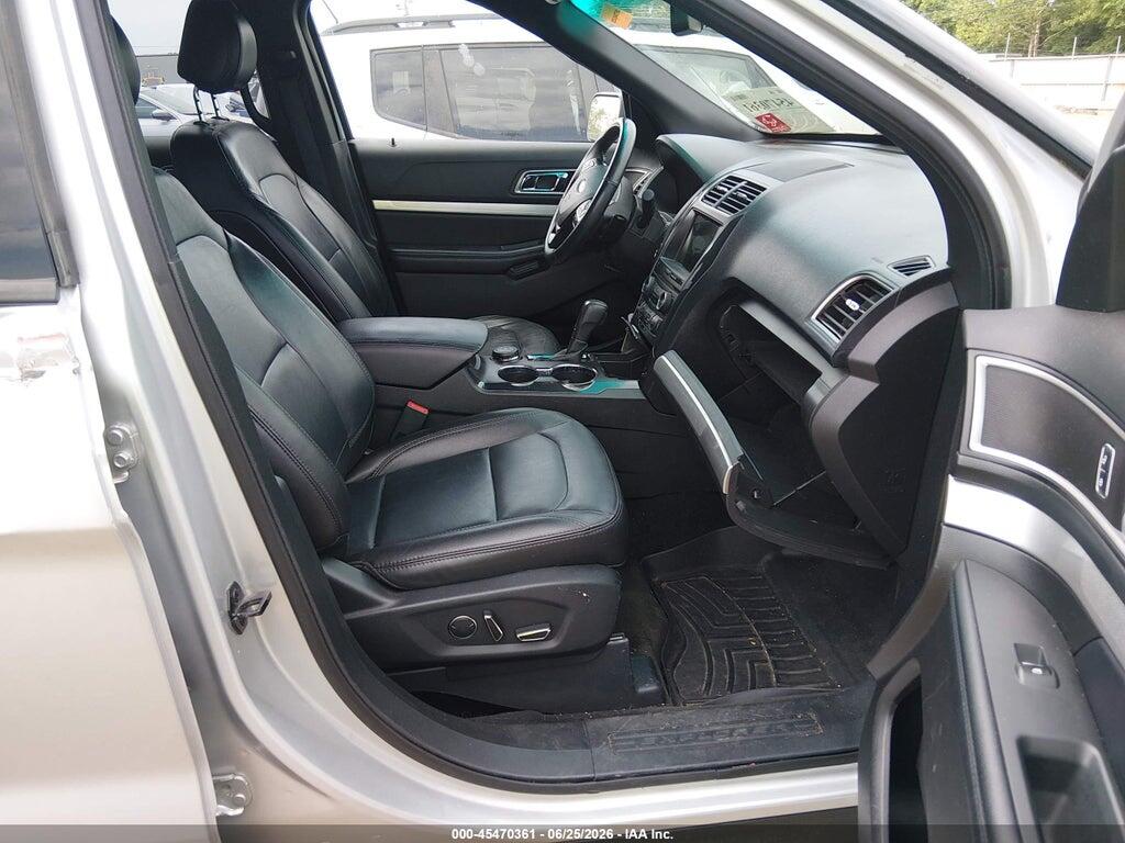1FM5K8D81HGB89173 2017 FORD EXPLORER photo no. 5