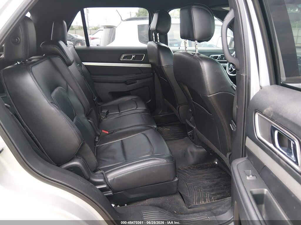 1FM5K8D81HGB89173 2017 FORD EXPLORER photo no. 8