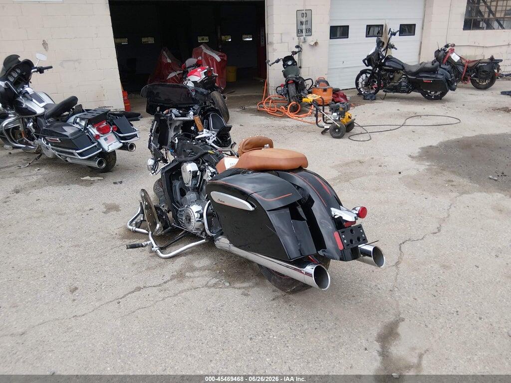 56KLCARR4P3416390 2023 INDIAN MOTORCYCLE CO. CHALLENGER photo no. 3