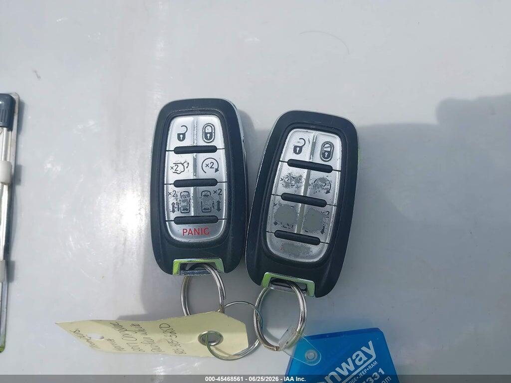 2C4RC1GGXHR754385 2017 CHRYSLER PACIFICA photo no. 11