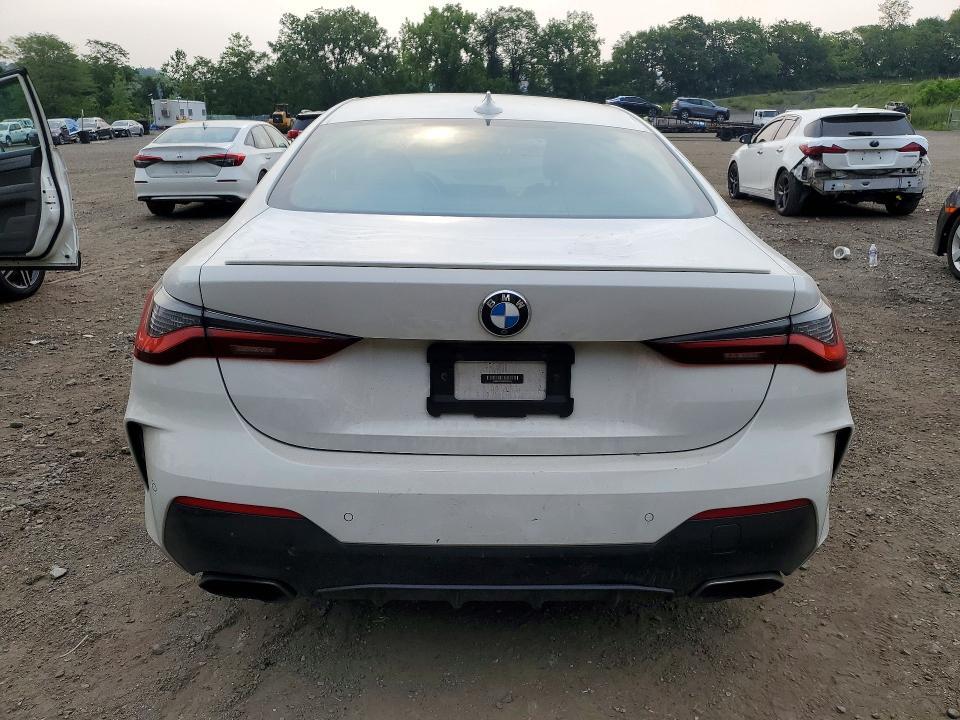 2021 BMW M440XI — Фото 6 из 12