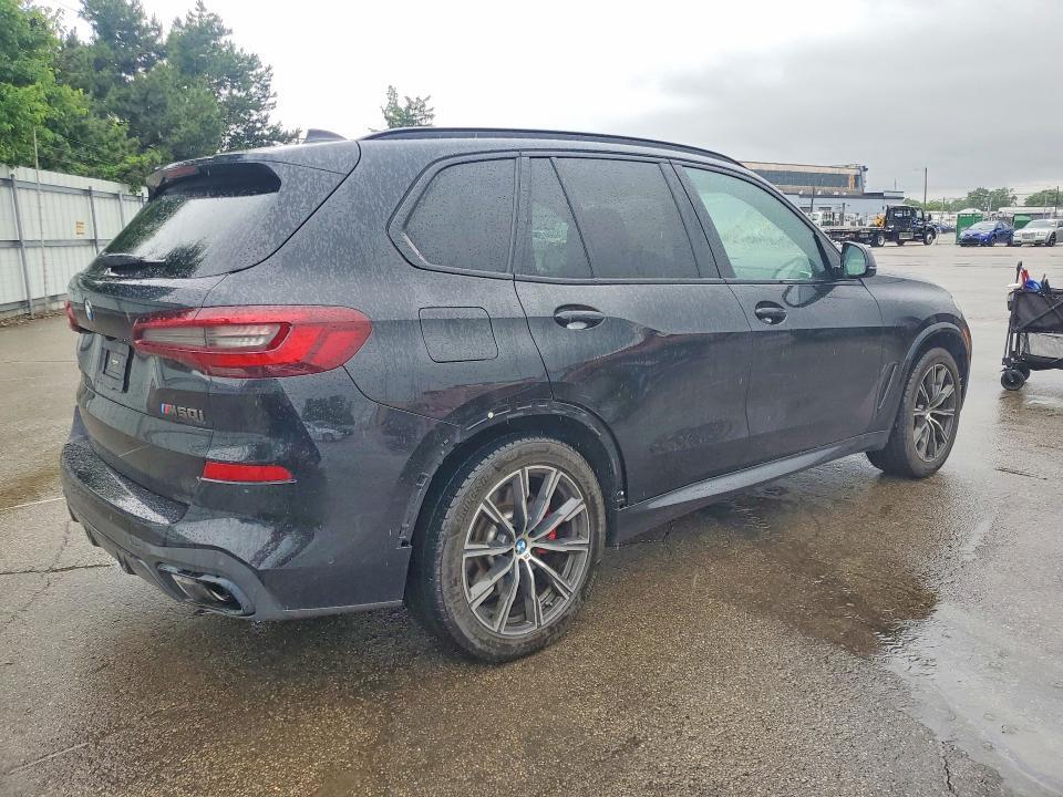 2021 BMW X5 M50I — Фото 3 из 13