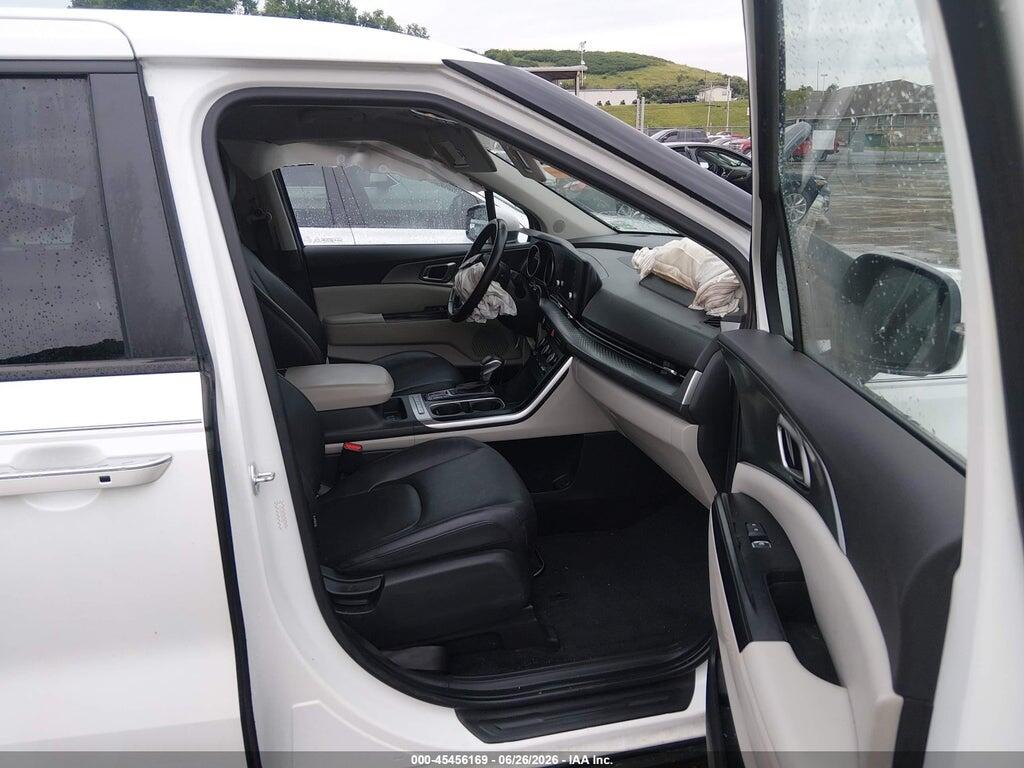 KNDNB4H34P6227723 2023 KIA CARNIVAL MPV photo no. 5
