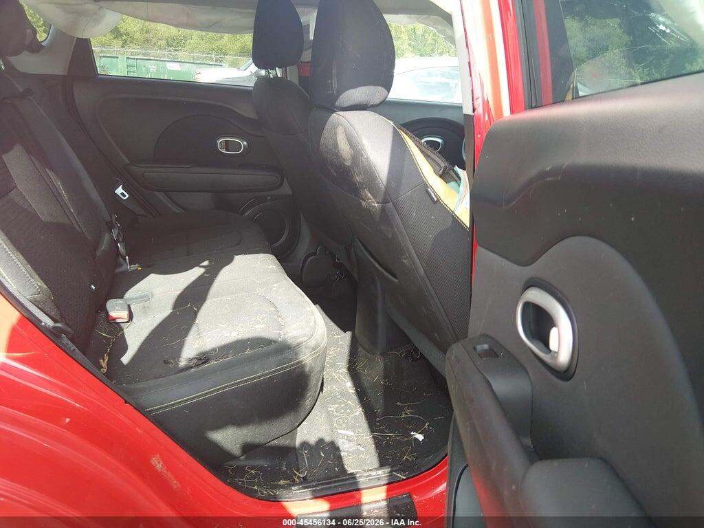 KNDJP3A59G7855115 2016 KIA SOUL photo no. 8
