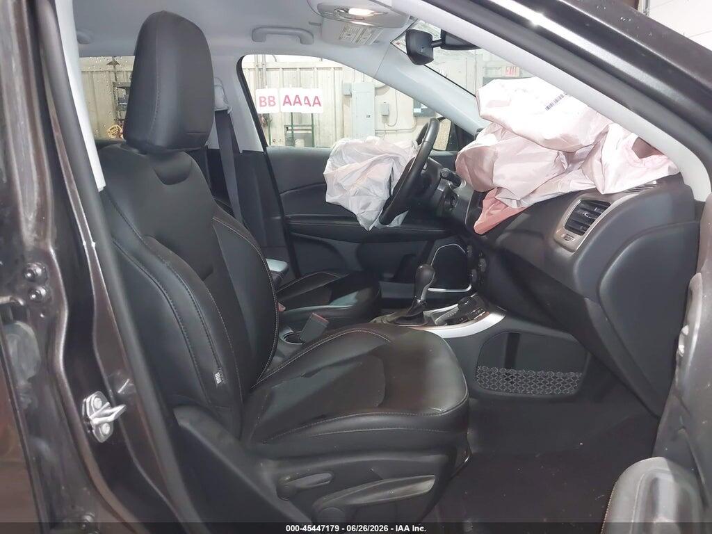 3C4NJDBBXKT594014 2019 JEEP COMPASS photo no. 5