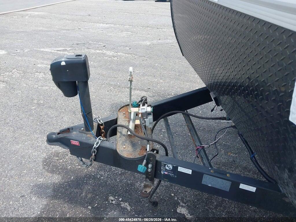 4YDT28221K3103530 2018 KEYSTONE RV TRAVEL  TRAILER photo no. 10