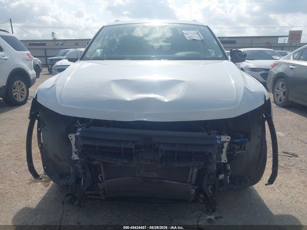3VV3B7AX4JM015581 2018 VOLKSWAGEN TIGUAN photo no. 11