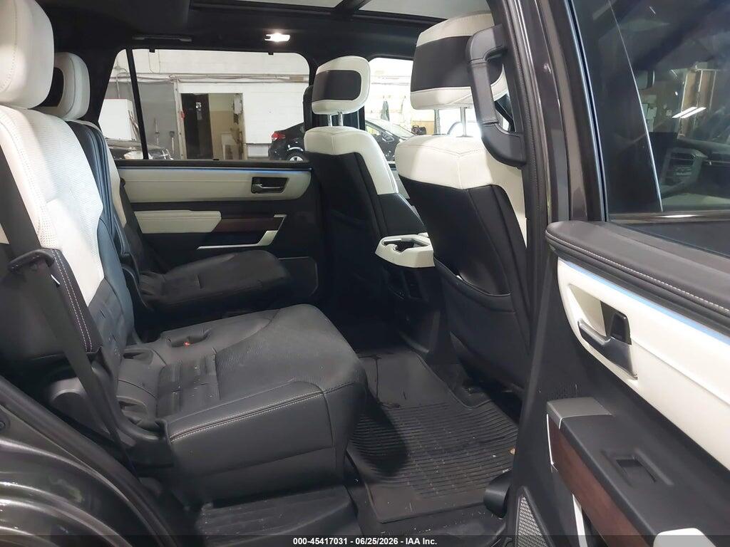 7SVAAABA1RX023794 2024 TOYOTA SEQUOIA photo no. 8