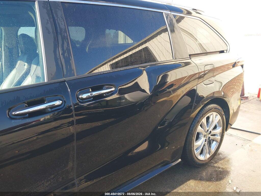 5TDERKEC3PS178034 2023 TOYOTA SIENNA photo no. 12