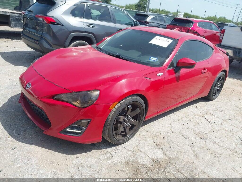 JF1ZNAA11F8712491 2015 SCION FR-S photo no. 2