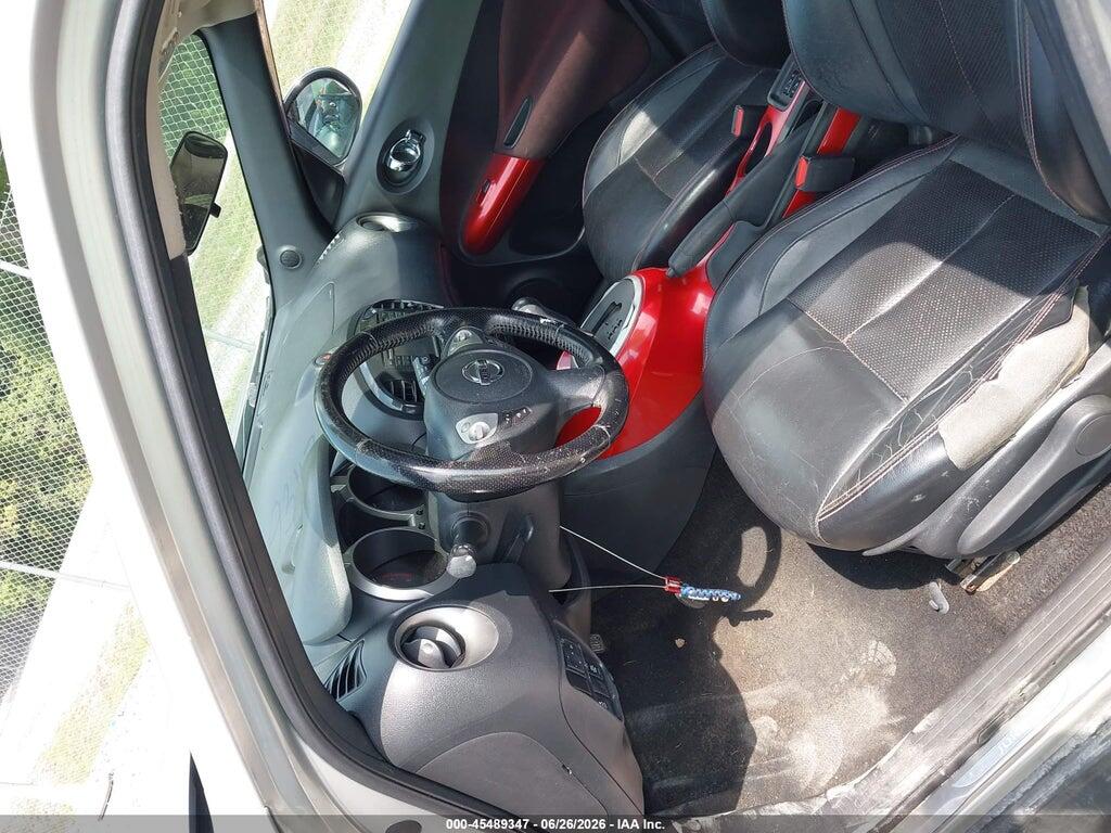 JN8AF5MV8CT117757 2012 NISSAN JUKE photo no. 5