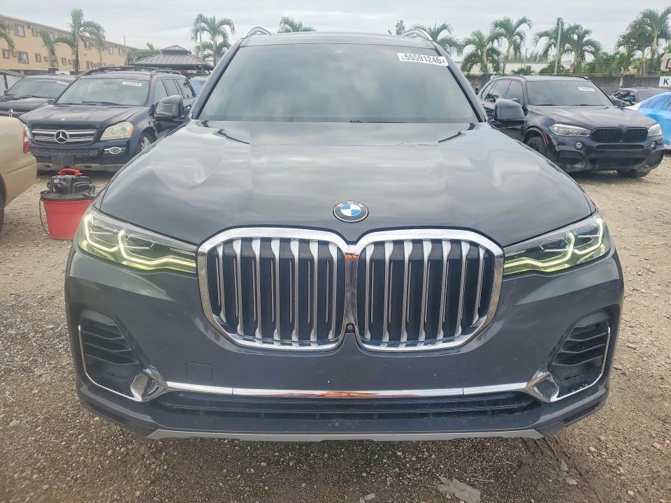 2021 BMW X7 XDRIVE40I — Фото 5 из 12