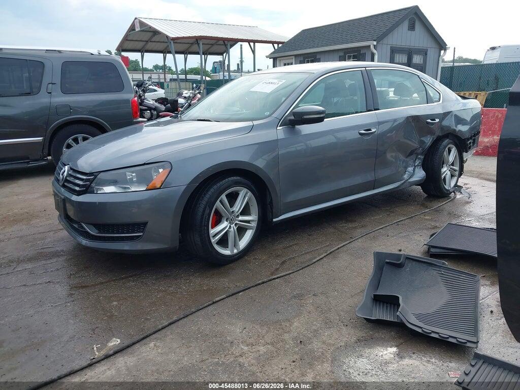 1VWBP7A38EC016116 2014 VOLKSWAGEN PASSAT photo no. 2