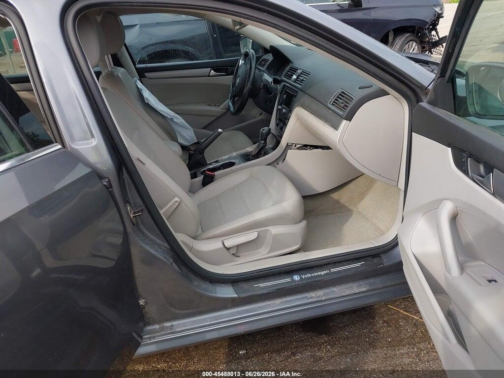 1VWBP7A38EC016116 2014 VOLKSWAGEN PASSAT photo no. 5