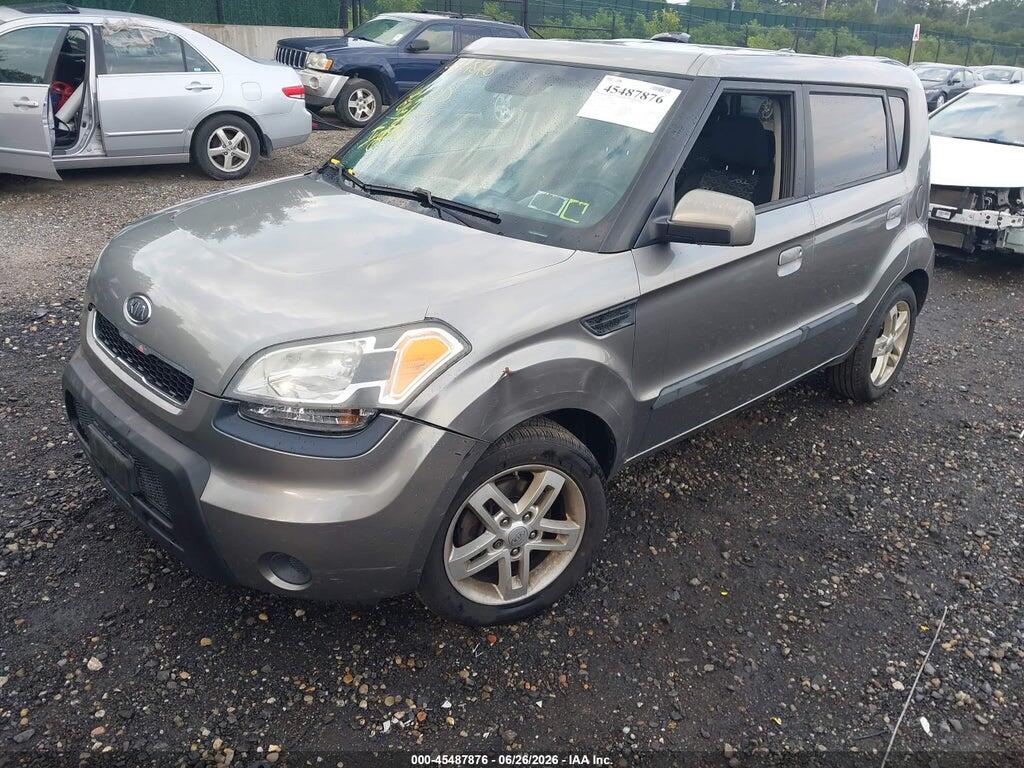 KNDJT2A20A7192228 2010 KIA SOUL photo no. 2