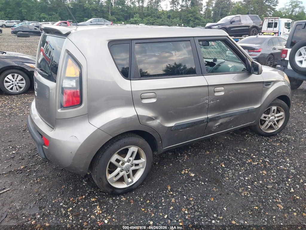 KNDJT2A20A7192228 2010 KIA SOUL photo no. 4