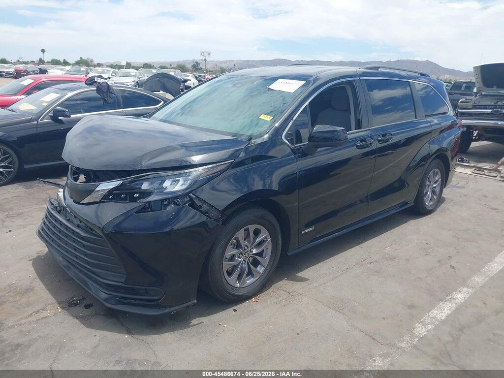 5TDKRKEC8MS037247 2021 TOYOTA SIENNA photo no. 2