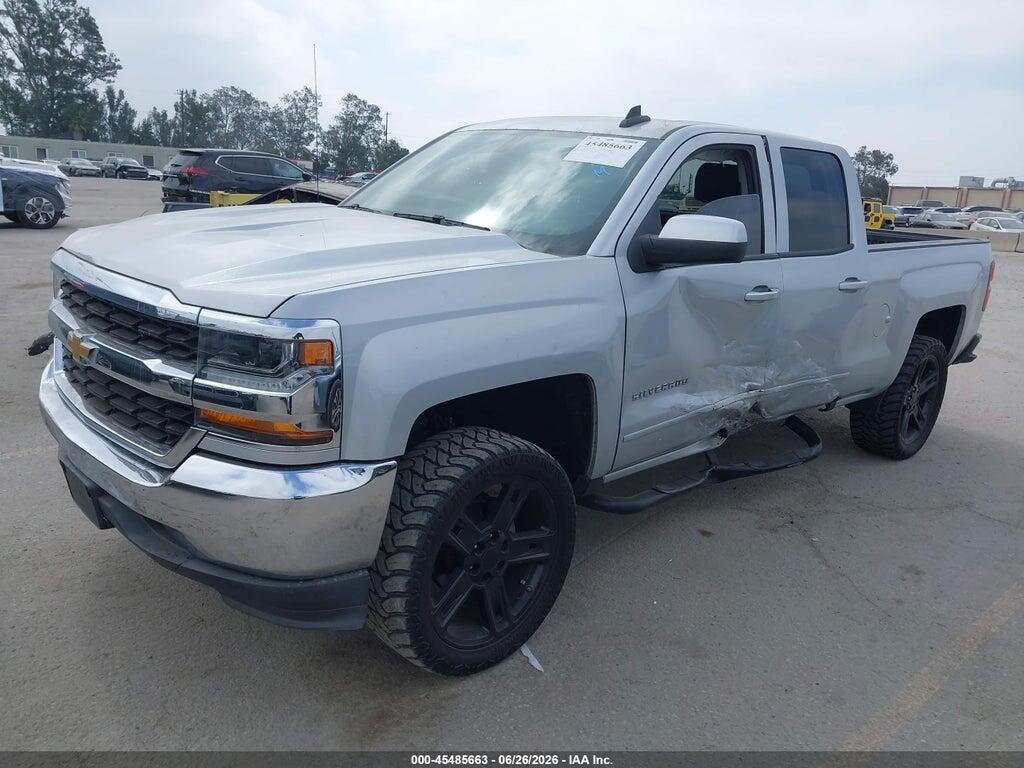 1GCRCREH6JZ294373 2018 CHEVROLET SILVERADO 1500 photo no. 2