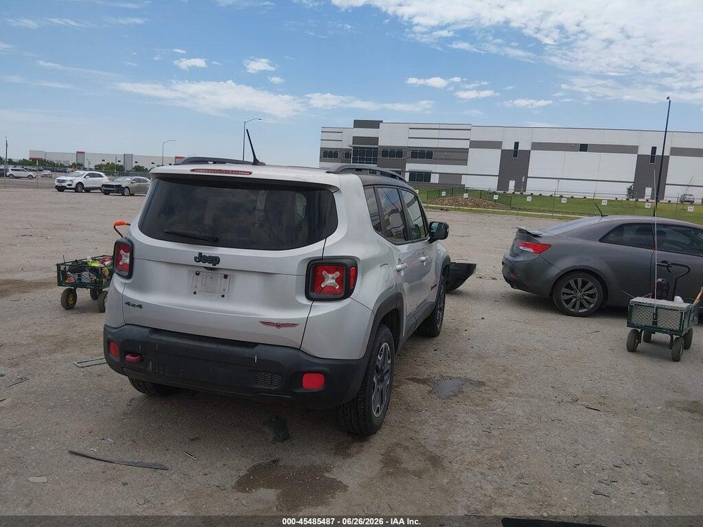 ZACCJBCT9FPC33812 2015 JEEP RENEGADE photo no. 4