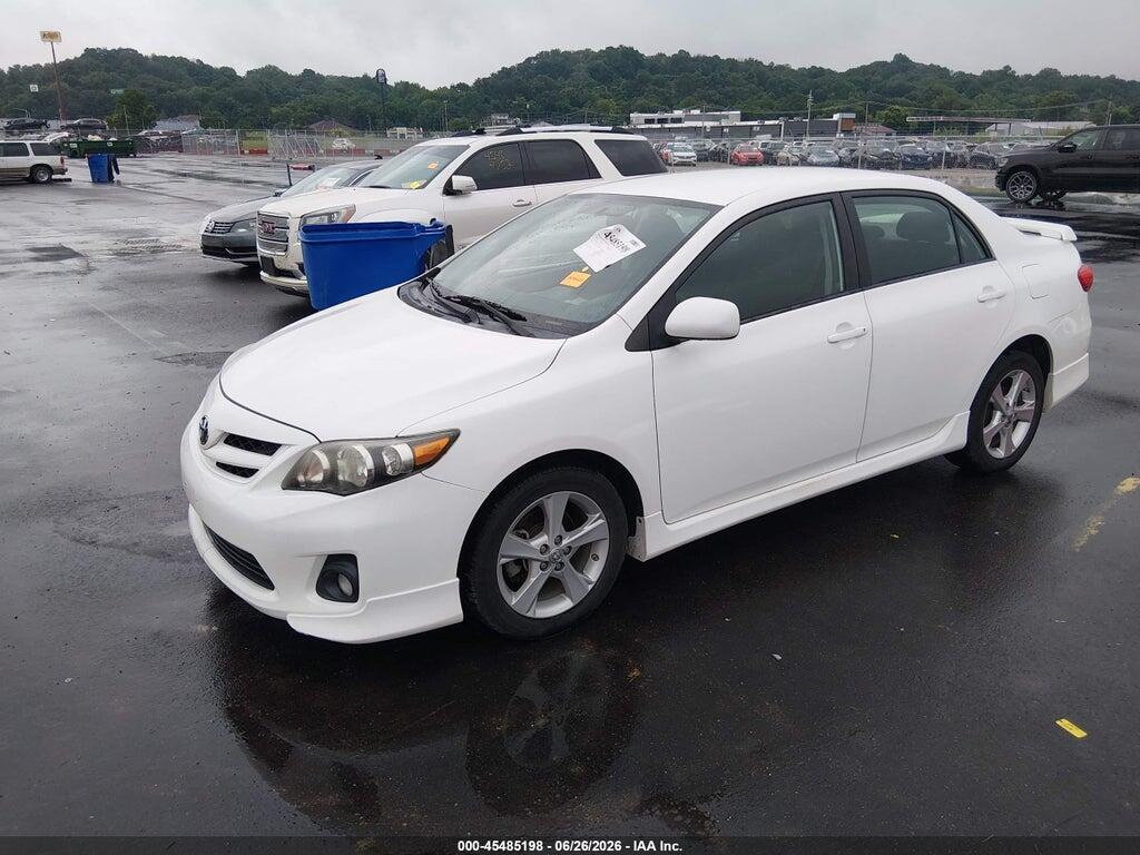 5YFBU4EE1CP027050 2012 TOYOTA COROLLA photo no. 2