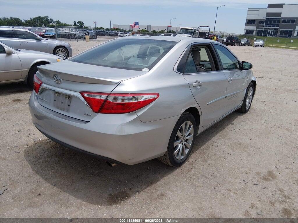 4T4BF1FK8FR513182 2015 TOYOTA CAMRY photo no. 4