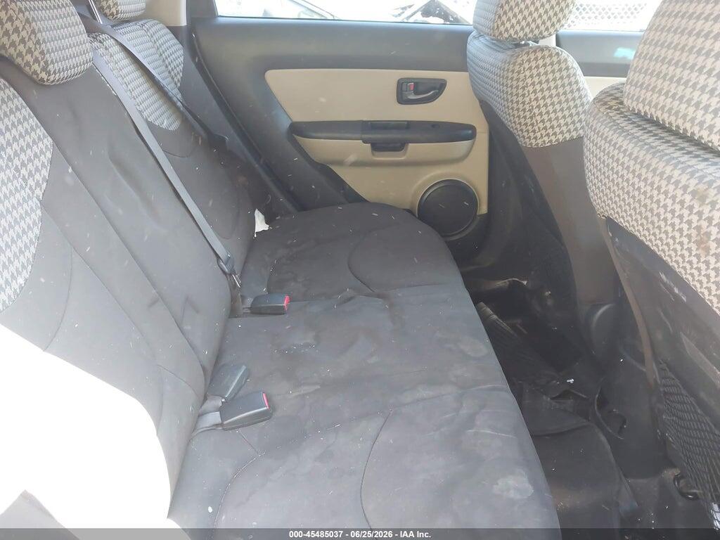 KNDJT2A24A7137359 2010 KIA SOUL photo no. 8