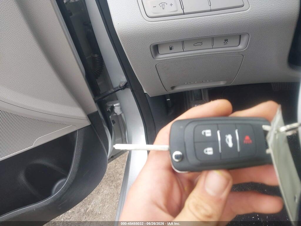 5NPE24AF9FH019829 2015 HYUNDAI SONATA photo no. 11