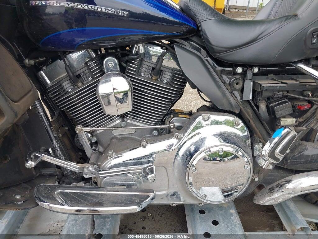 1HD1TAN32FB957892 2015 HARLEY-DAVIDSON FLTRUSE photo no. 9