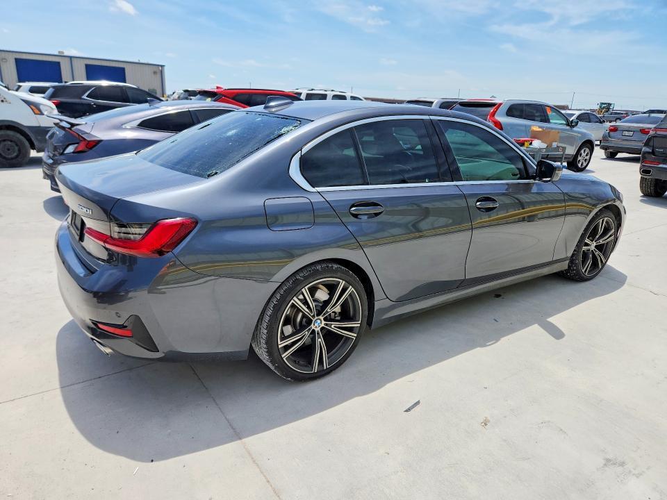 2021 BMW 330I — Фото 3 из 12