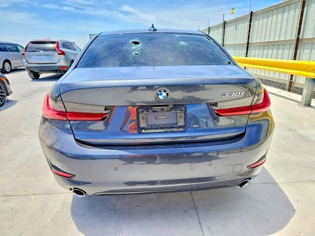 2021 BMW 330I — Фото 6 из 12