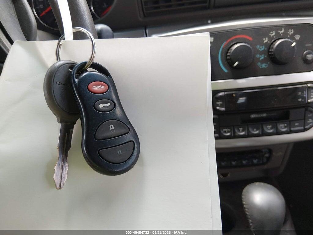 1C3EL55R65N699733 2005 CHRYSLER SEBRING photo no. 11