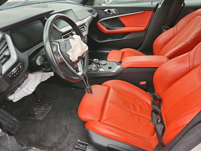 2021 BMW 228XI — Фото 7 из 13