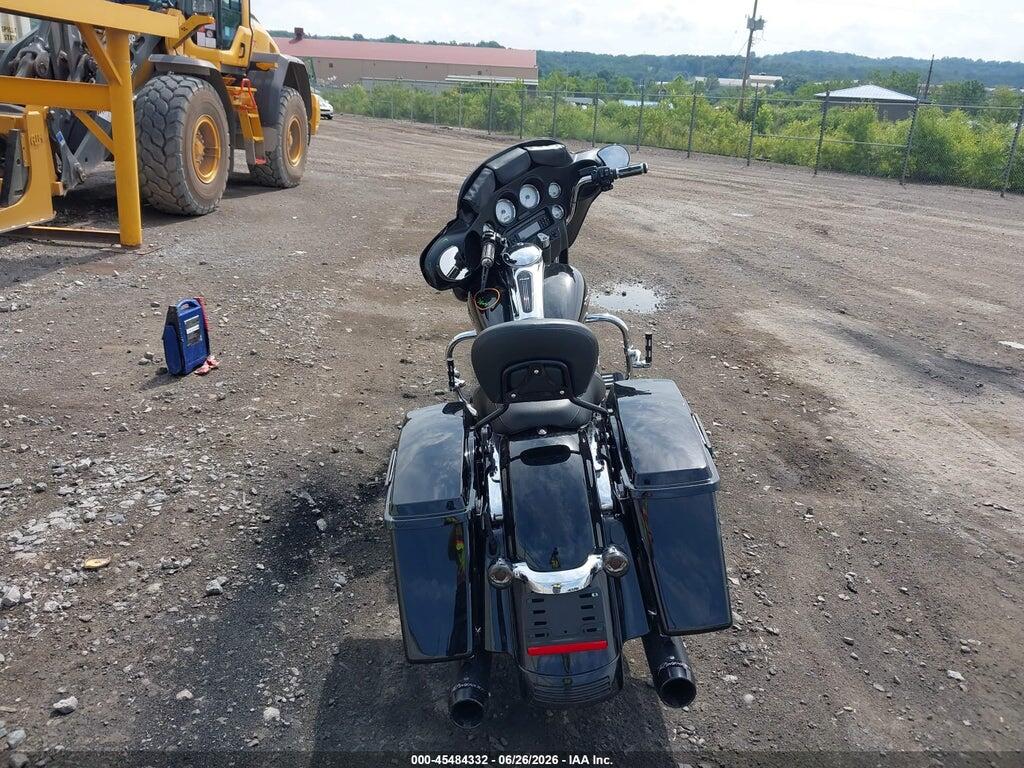 1HD1KBM18CB692321 2012 HARLEY-DAVIDSON FLHX photo no. 6