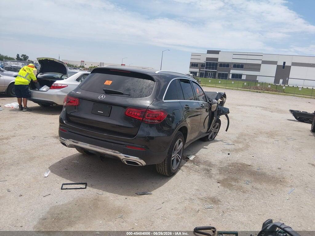 WDC0G8DB3LF729269 2020 MERCEDES-BENZ GLC 300 photo no. 4