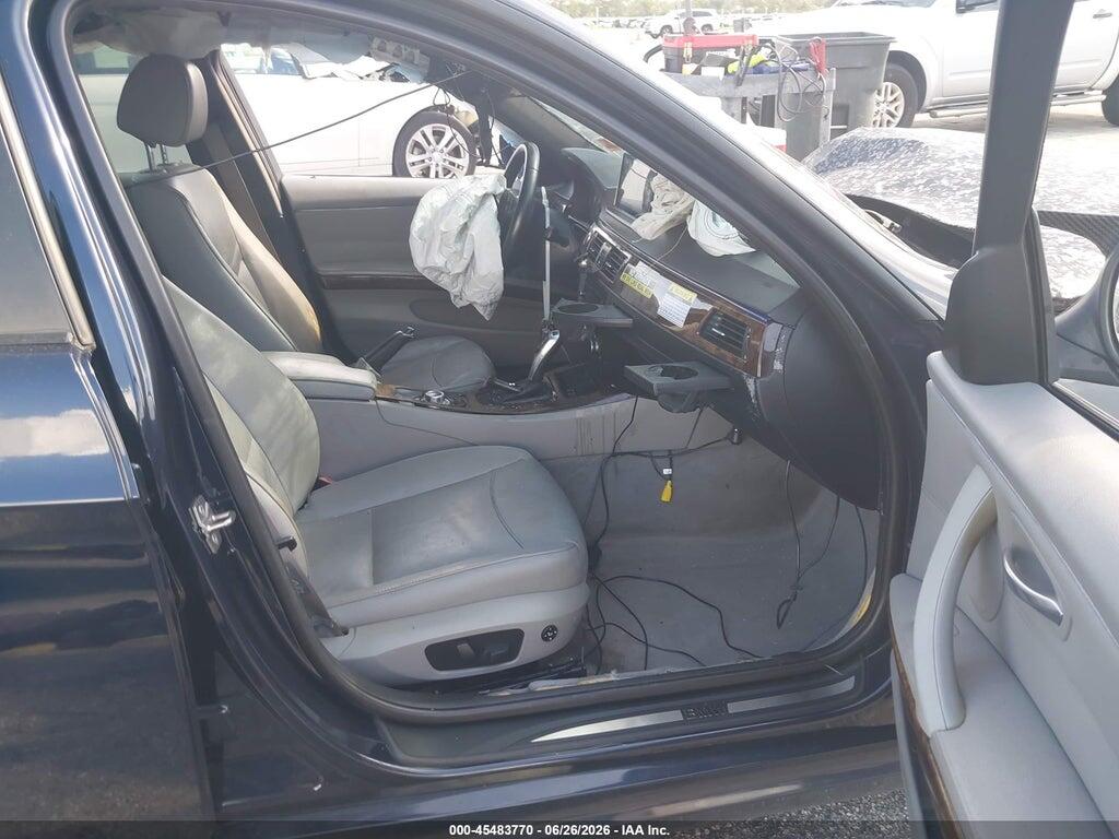 WBAPH7G52ANM51417 2010 BMW 328I photo no. 5
