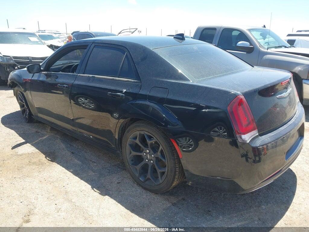 2C3CCABG4KH524050 2019 CHRYSLER 300 photo no. 3