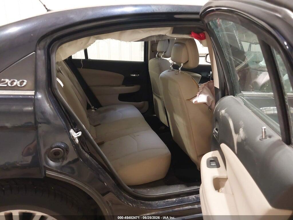 1C3CCBCG4CN315470 2012 CHRYSLER 200 photo no. 8