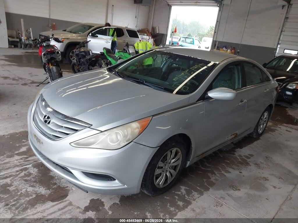 5NPEB4AC8BH093632 2011 HYUNDAI SONATA photo no. 2