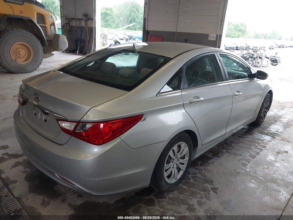 5NPEB4AC8BH093632 2011 HYUNDAI SONATA photo no. 4