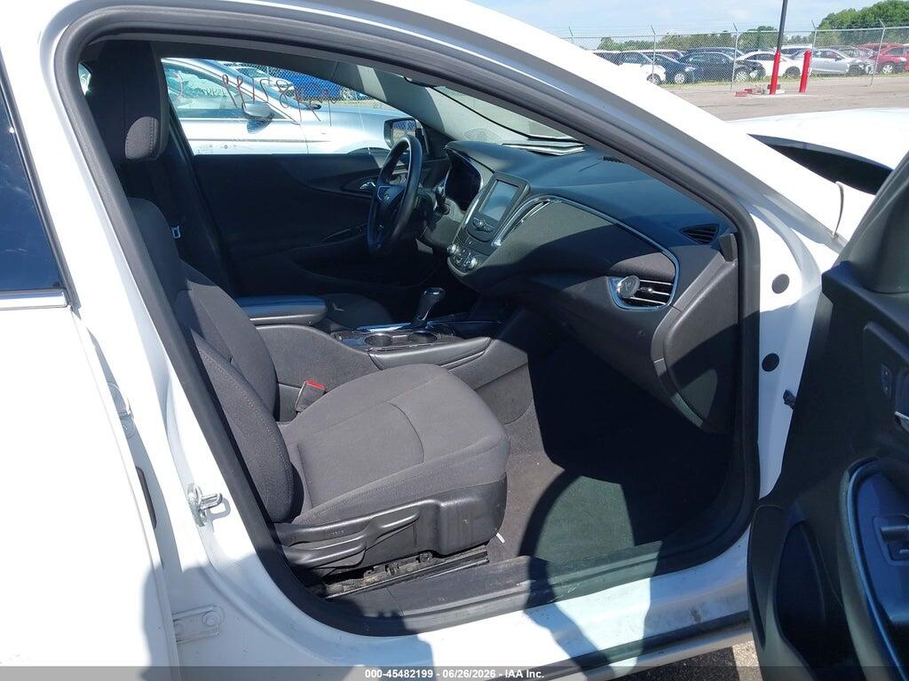 1G1ZD5STXJF124476 2018 CHEVROLET MALIBU photo no. 5