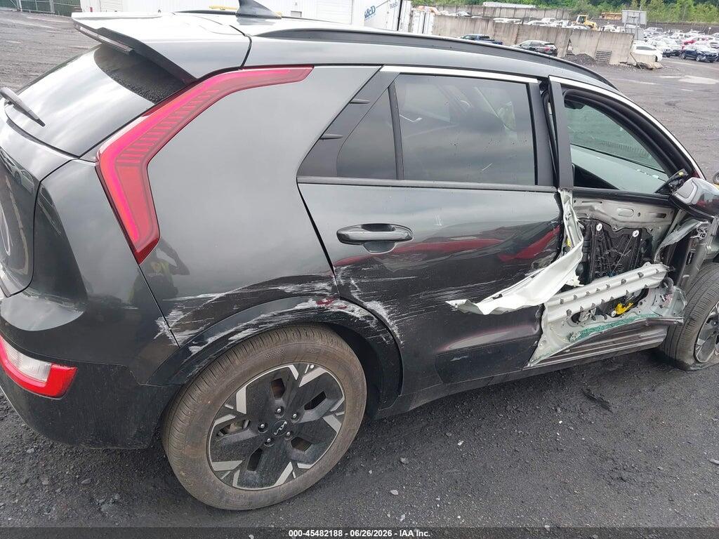 KNDCR3L18S5140621 2025 KIA NIRO EV photo no. 6