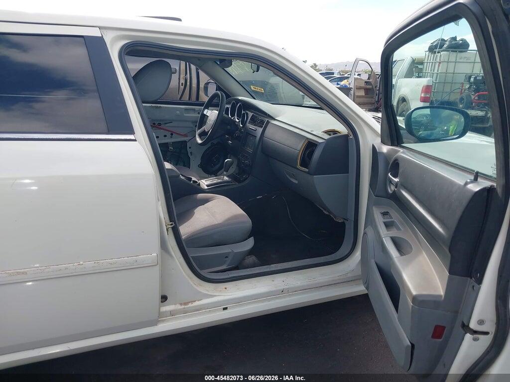 2D4FV48V75H617713 2005 DODGE MAGNUM photo no. 5