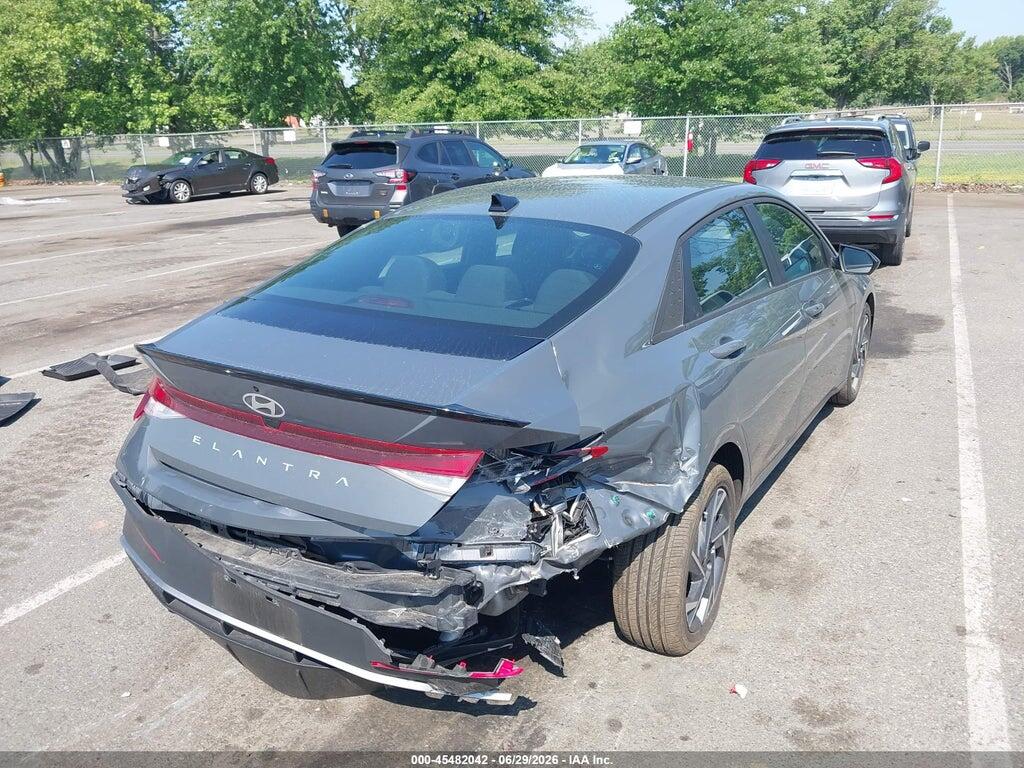 KMHLM4DG0SU936479 2025 HYUNDAI ELANTRA photo no. 4