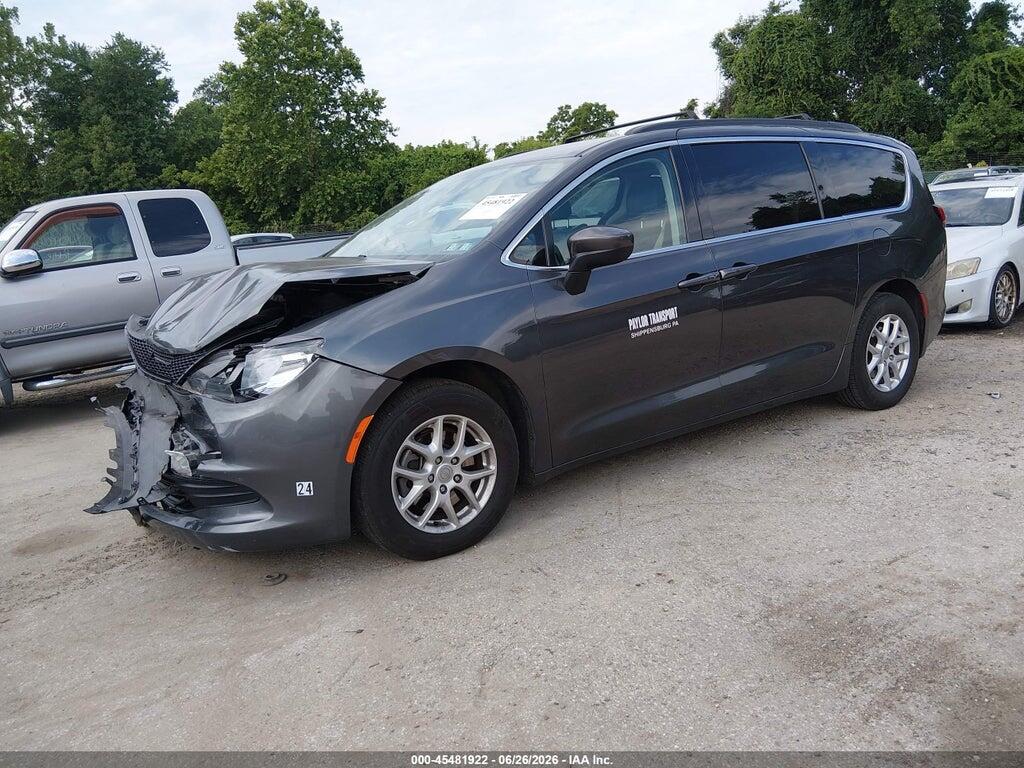 2C4RC1DG9LR181976 2020 CHRYSLER VOYAGER photo no. 2