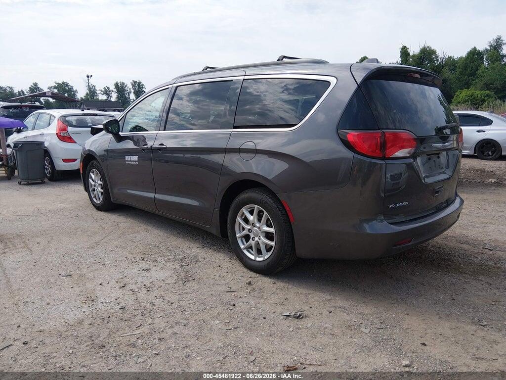 2C4RC1DG9LR181976 2020 CHRYSLER VOYAGER photo no. 3