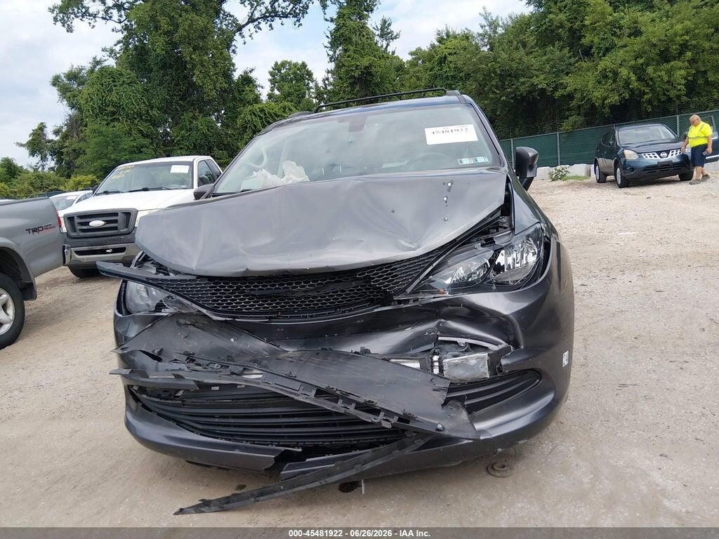 2C4RC1DG9LR181976 2020 CHRYSLER VOYAGER photo no. 6