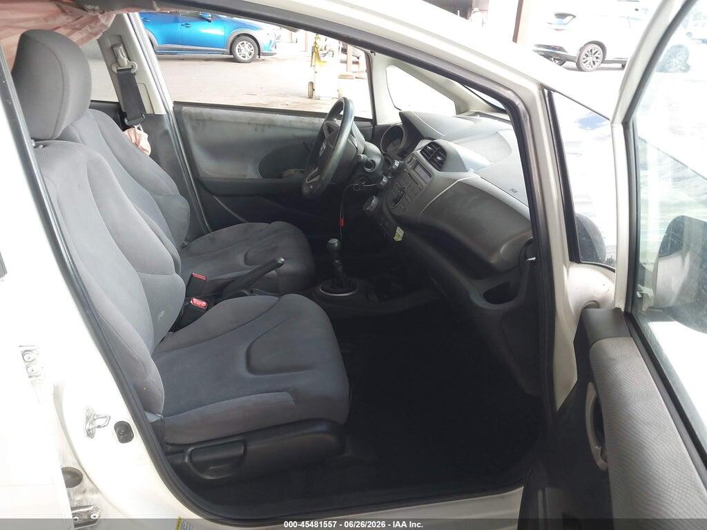 JHMGE8G30DC047689 2013 HONDA FIT photo no. 5